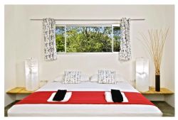 suite bedroom